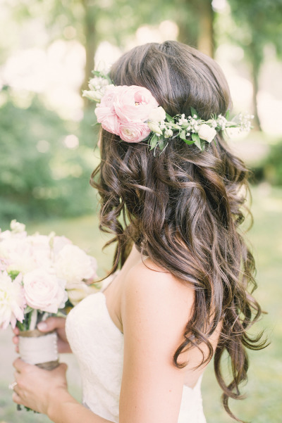 Peinados de Novia: Cabello suelto con Flores | El Blog de una Novia