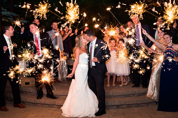 Bengalas en la boda